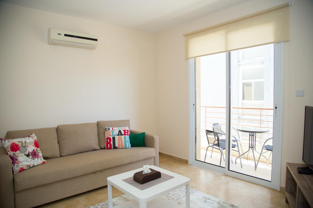 Frida Apartments Limisso Esterno foto